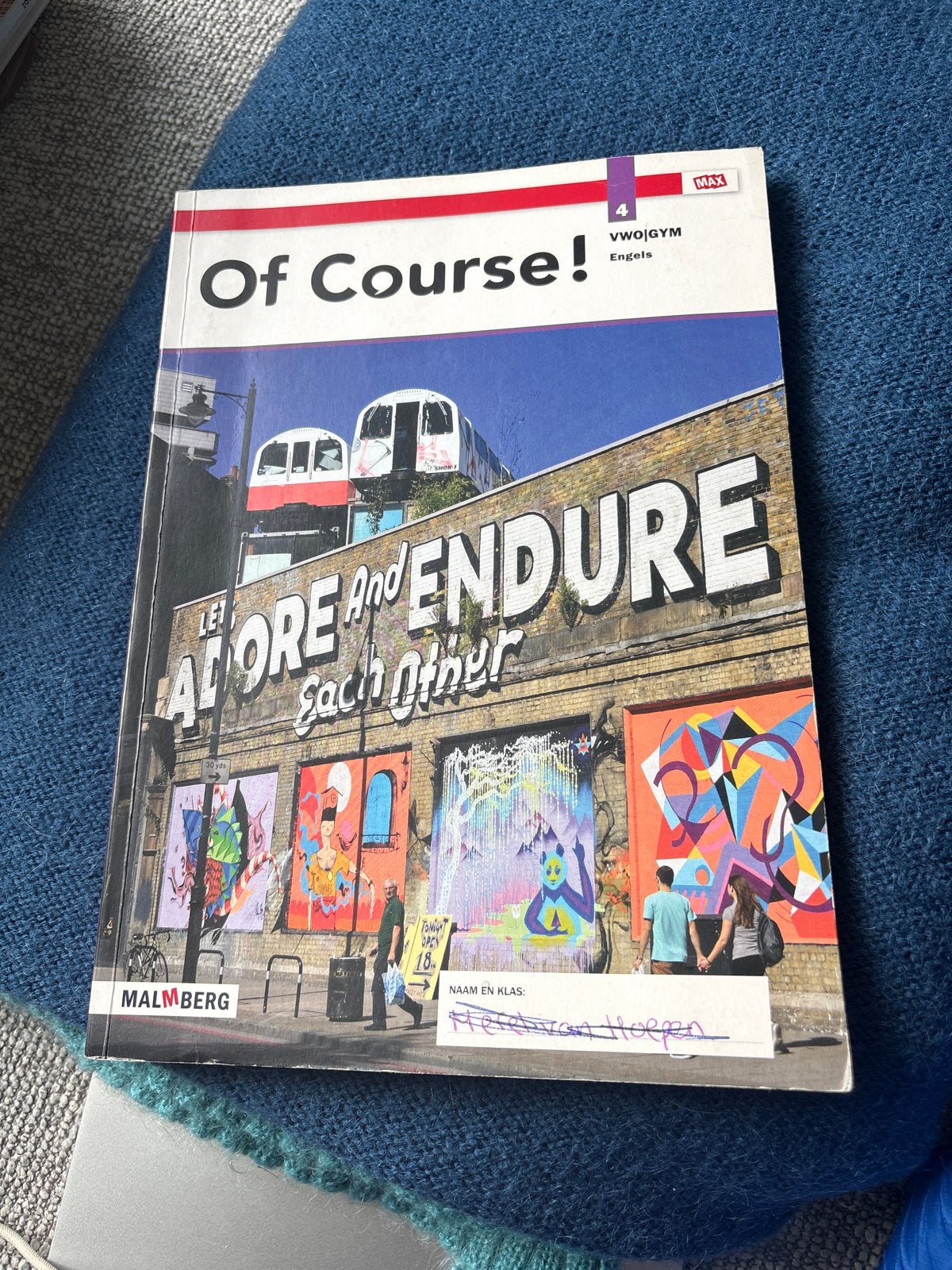 Of Course! Engels 4 VWO/GYM - Malmberg (licht gebruikt), Boeken, Taal | Engels, Gelezen, Non-fictie, Ophalen of Verzenden
