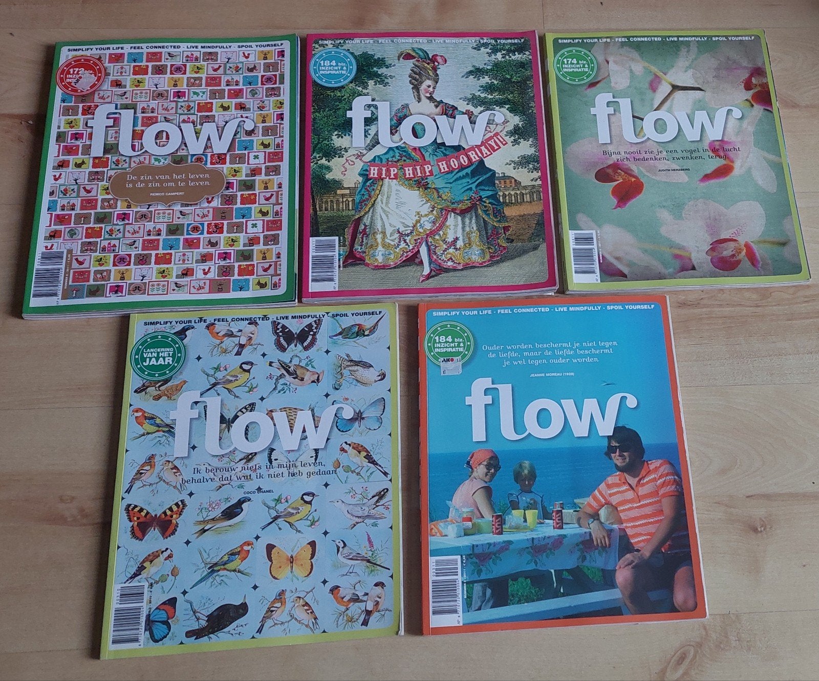 Flow magazine - 5 stuks (2010-2011), Boeken, Ophalen of Verzenden, Gelezen, Damesbladen