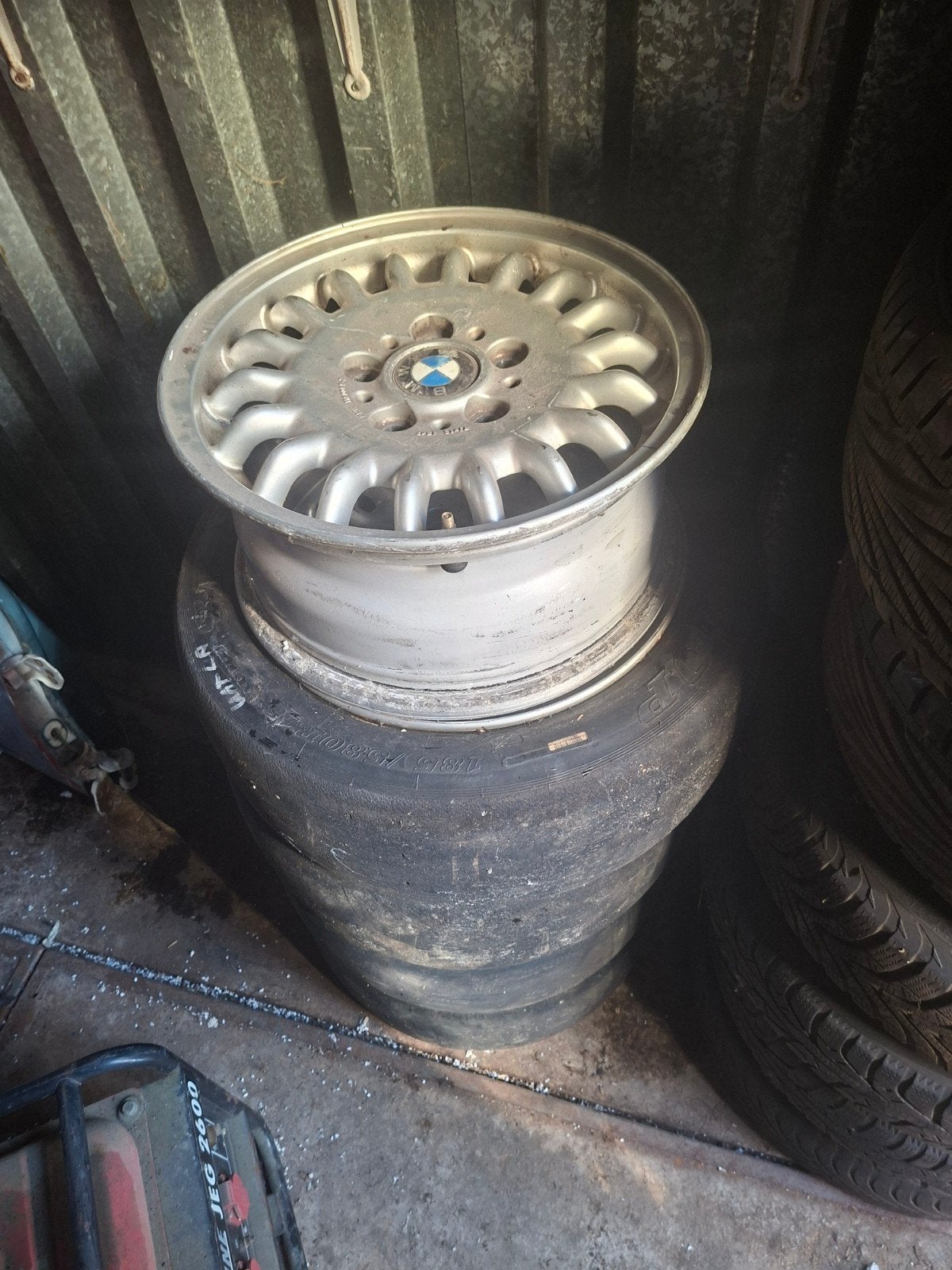 5  BMW velgen met Dunlop slicks, Ophalen, Gebruikt