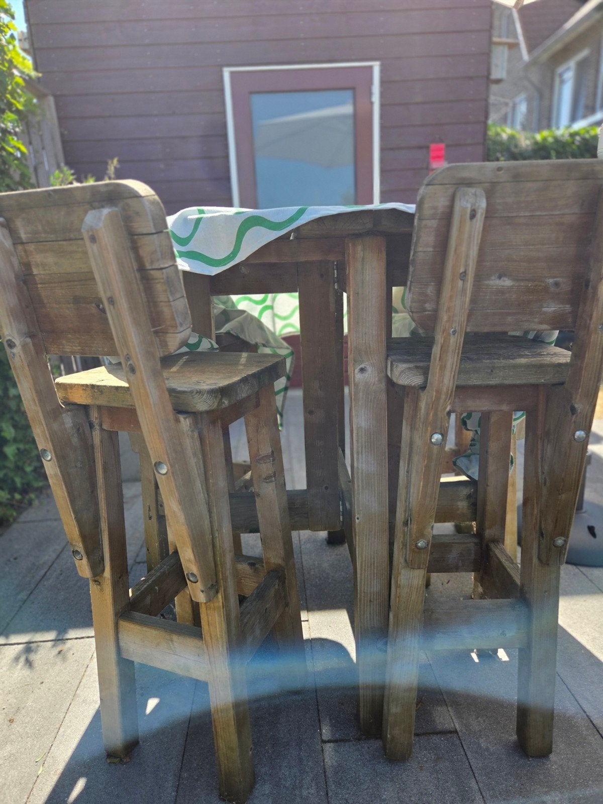Grijp je kans: Houten bartafel met 4 hoge krukken, Ophalen, Gebruikt, Rechthoekig, Hout