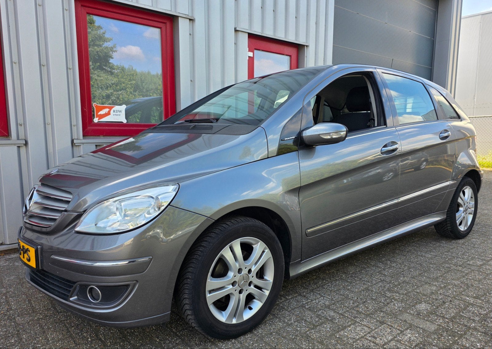 ✅ Mercedes-Benz B-Klasse 1.5, 5 Deurs, Airco, Nieuwe APK!, Auto's, Voorwielaandrijving, 1498 cc, Bedrijf, Handgeschakeld