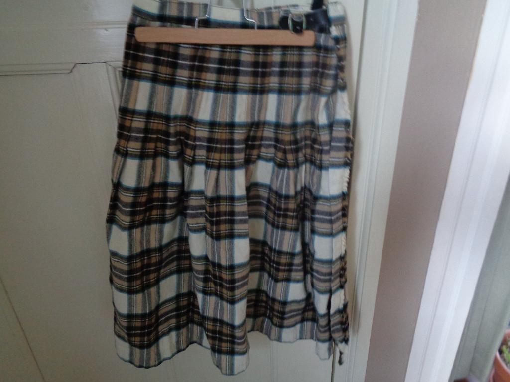 KINLOCH ANDERSON schotse kilt/rok:mt 36/38, Kleding | Dames, Rokken, KINLOCH ANDERSON, Ophalen of Verzenden, Zo goed als nieuw