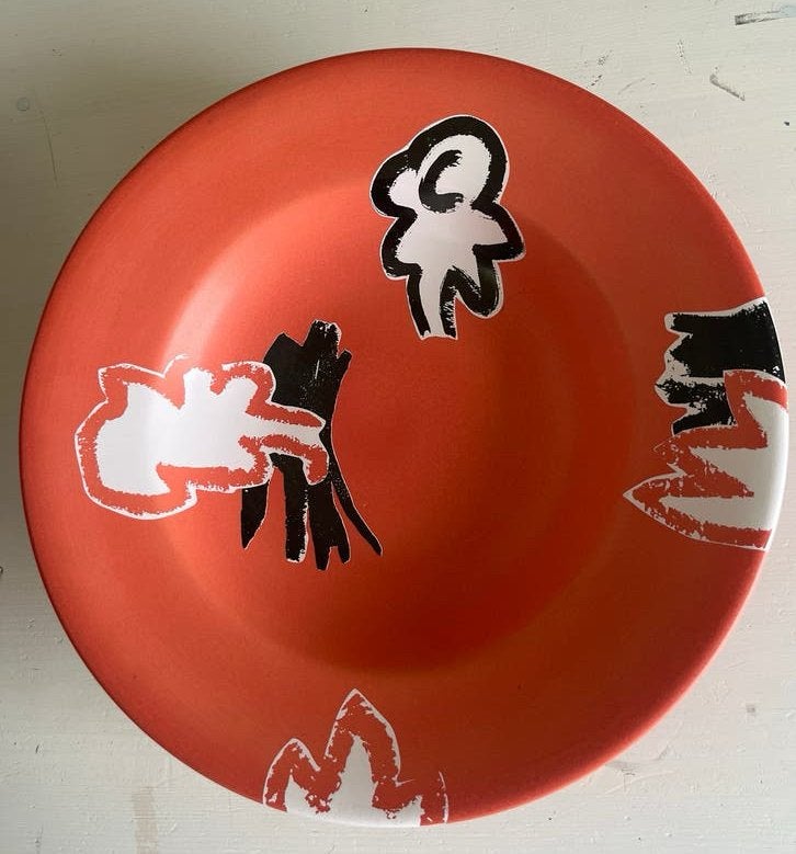 Vintage Raphael Gouda aardewerken schaal, oranje met decor, Ophalen of Verzenden