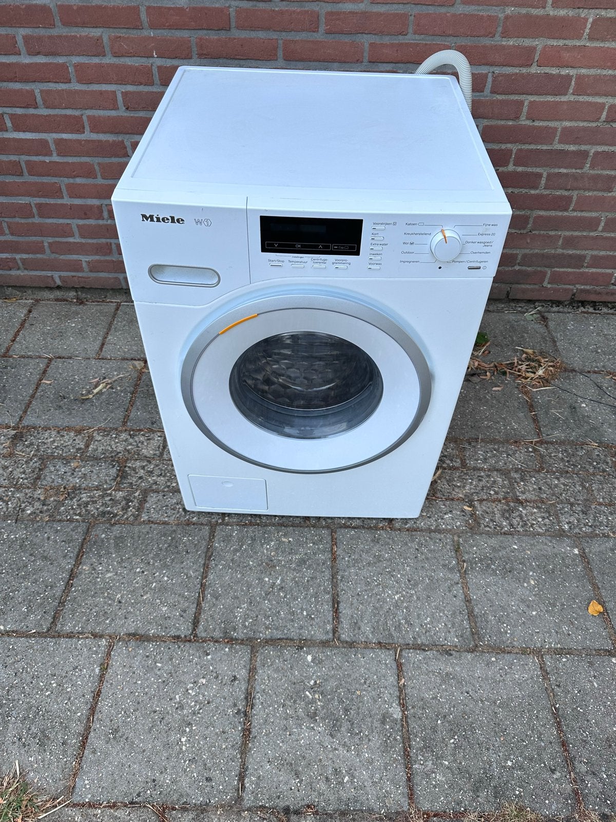 Miele W1 Wasmachine 8kg - Betrouwbaar en Duurzaam, Ophalen, 1200 tot 1600 toeren, 8 tot 10 kg, Zo goed als nieuw