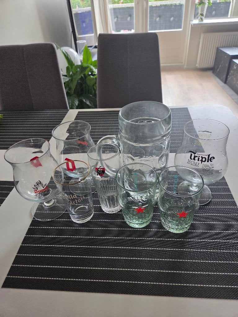 Pakket van 8 bierglazen, Verzamelen, Biermerken, Ophalen, Zo goed als nieuw, Glas of Glazen, Overige merken
