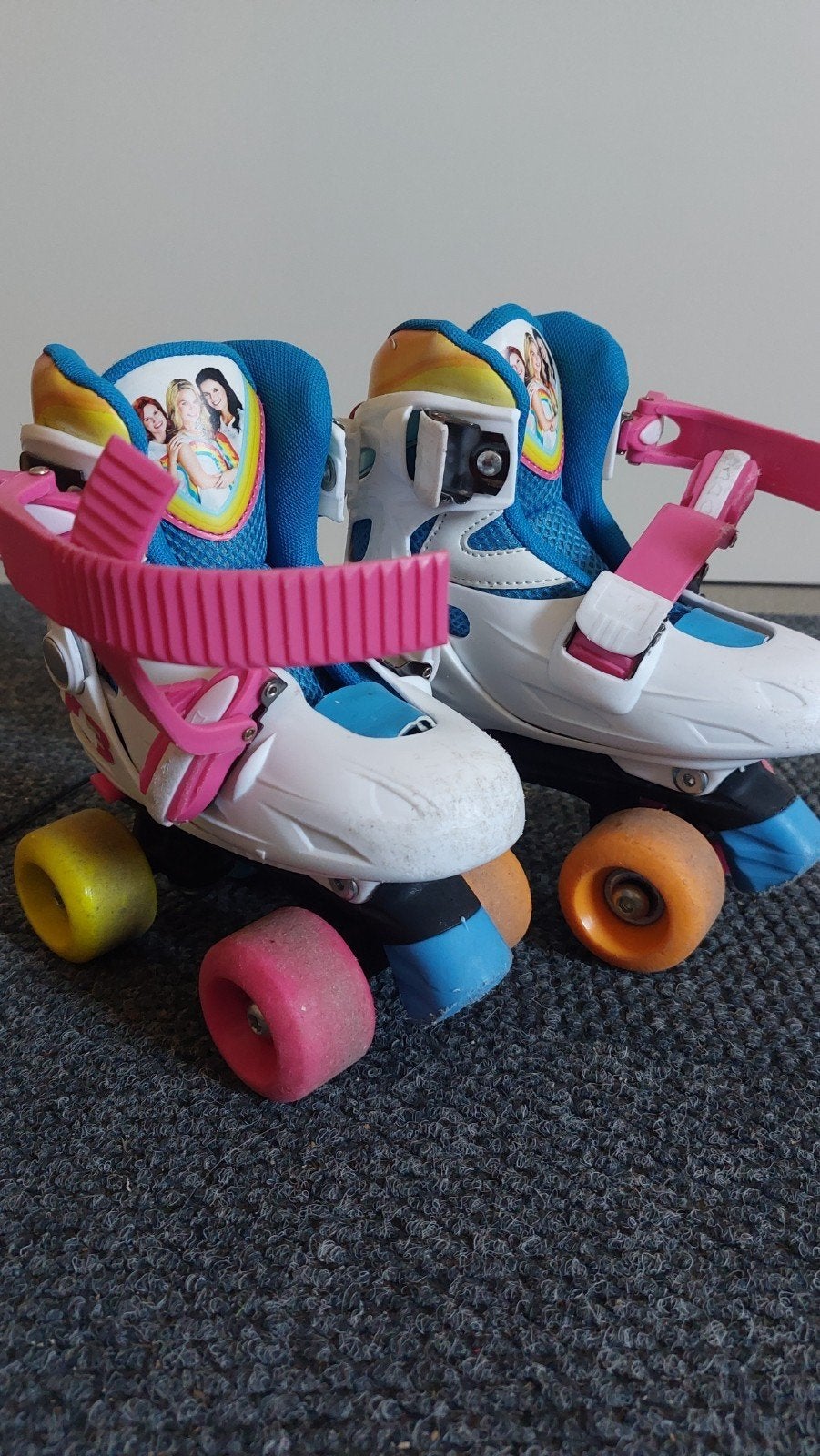 K3 Rolschaatsen Maat 27-30 Verstelbaar, Kinderen en Baby's, Speelgoed | Buiten | Rolschaatsen, Ophalen of Verzenden, Verstelbaar
