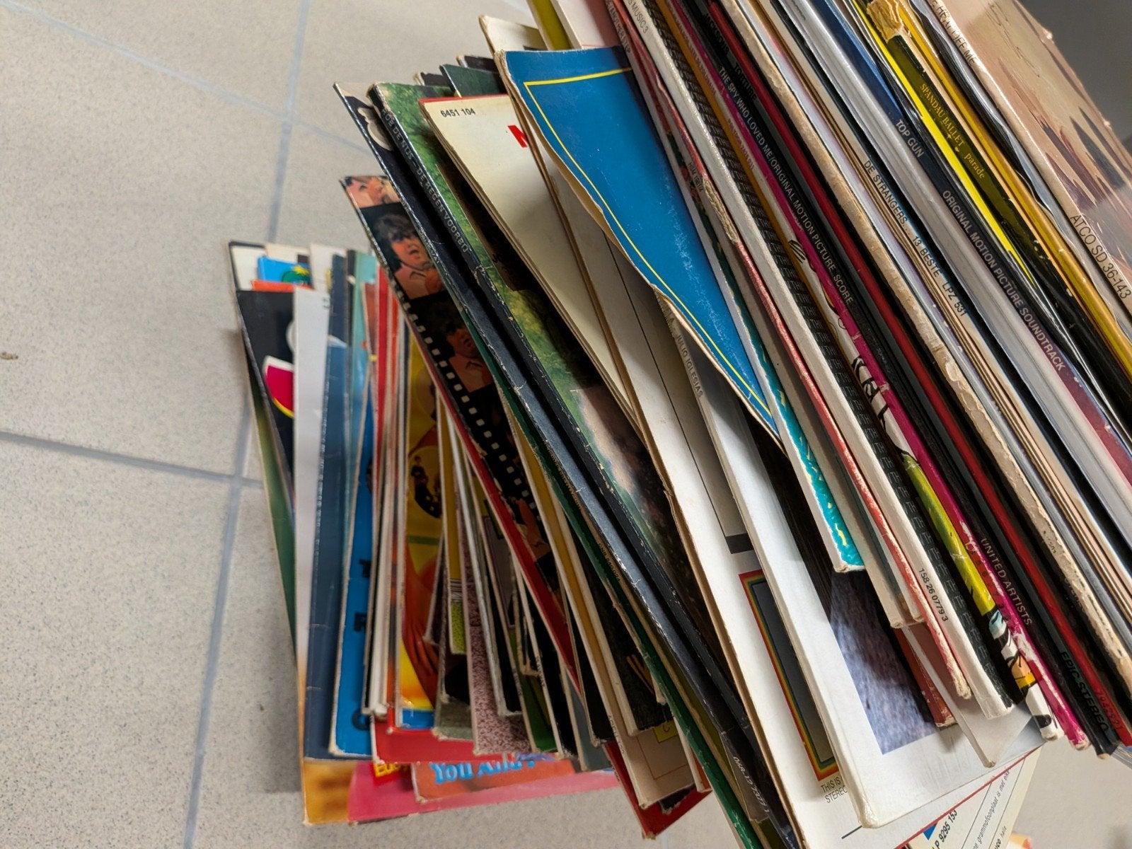 +-150 stuks (ik denk zelfs meer.) vinyl lp's en 12" maxi-sin, Ophalen of Verzenden