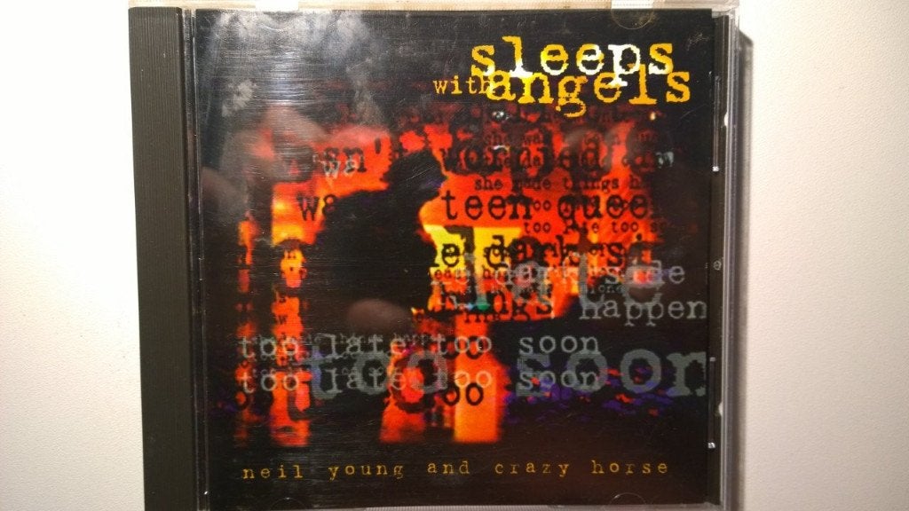 Neil Young & Crazy Horse - Sleeps With Angels, Ophalen of Verzenden, Zo goed als nieuw, Poprock