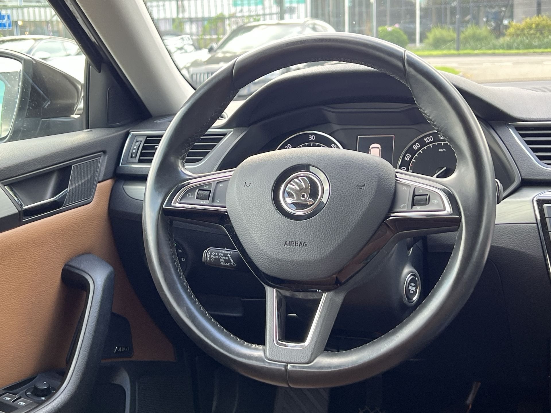 Skoda Superb 2.0 TDI Style Business |MEMORY|LEER|CAMERA|CLIM, Gebruikt, Euro 6, 154 €/maand, 1968 cc
