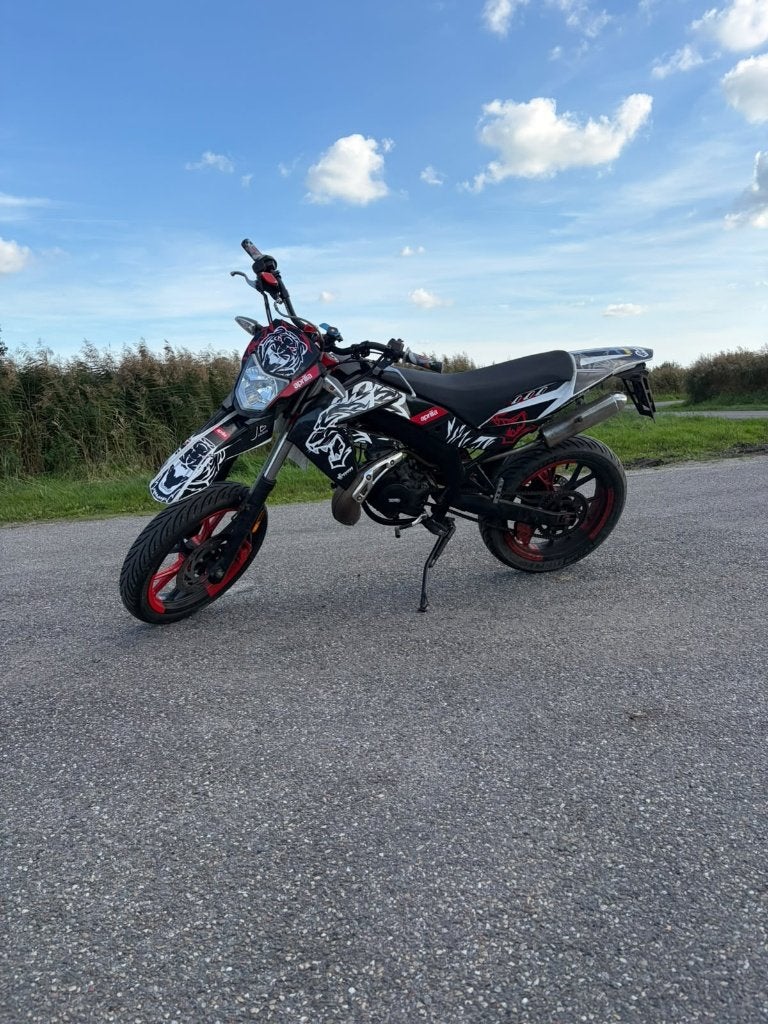 Aprillia SX 50 (2016), Fietsen en Brommers, Gebruikt, Ophalen, Overige merken, 4 versnellingen