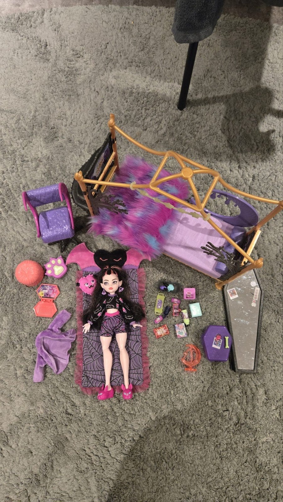 Te koop 25 euro  Monster high pop., Kinderen en Baby's, Speelgoed | Poppen, Ophalen, Zo goed als nieuw, Overige typen