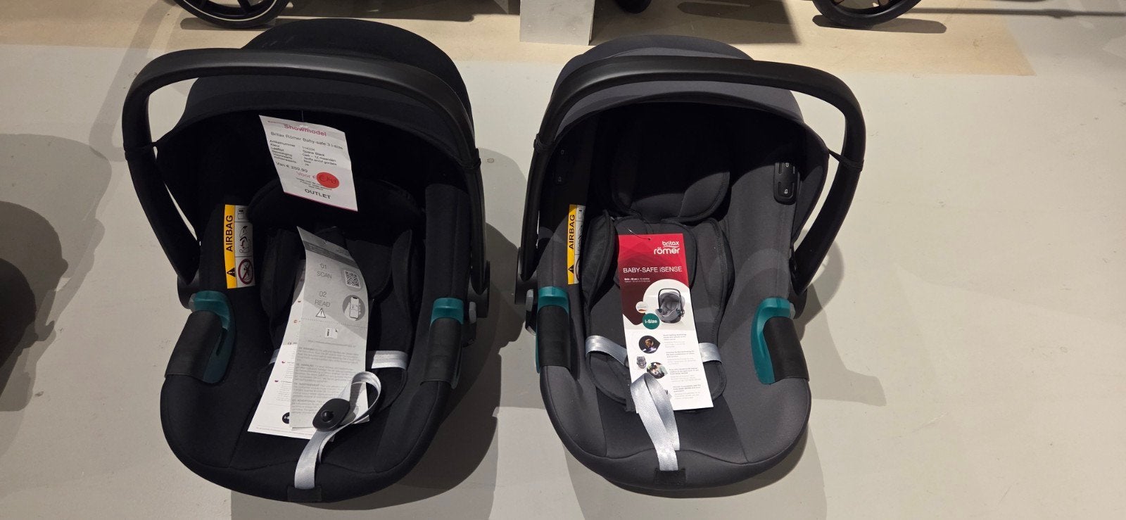 Britax Römer BabySafe 3 /isense, Ophalen, Nieuw