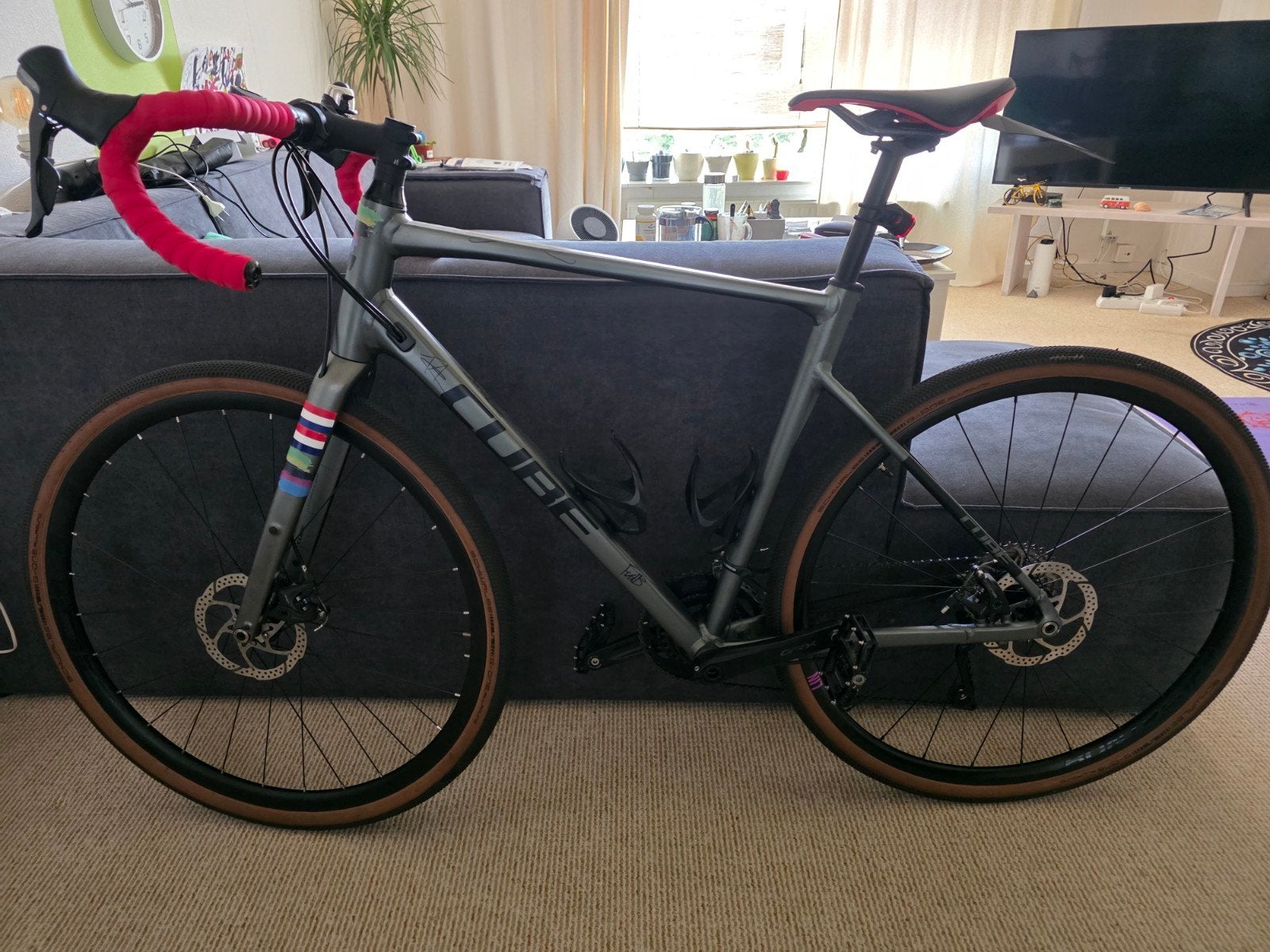 Unieke Cube  gravelbike gesigneerd door bekende wielrenners, Overige merken, Aluminium, Ophalen of Verzenden, Zo goed als nieuw