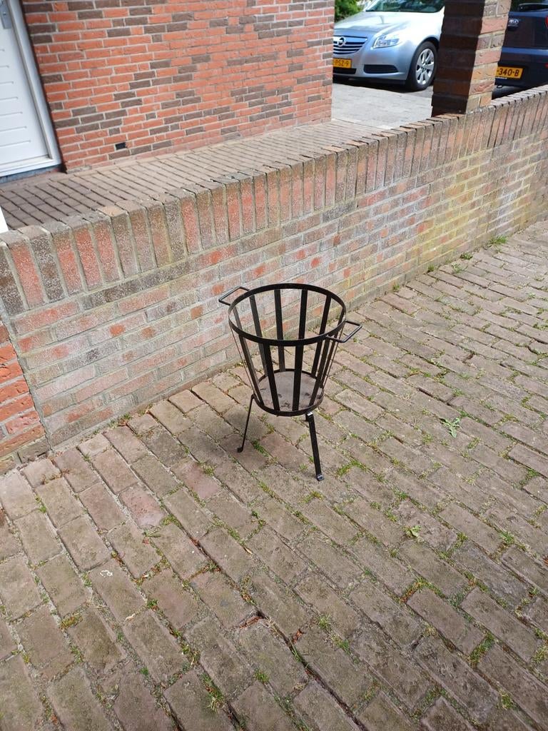 Nieuwe vuurkorf €10, Tuin en Terras, Ophalen, Nieuw