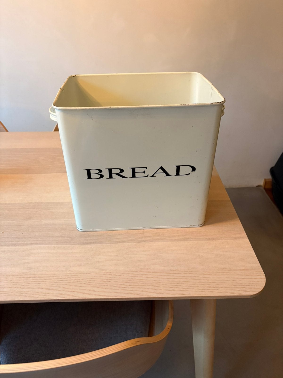 IJzeren broodbak retro vintage, Ophalen, Zo goed als nieuw