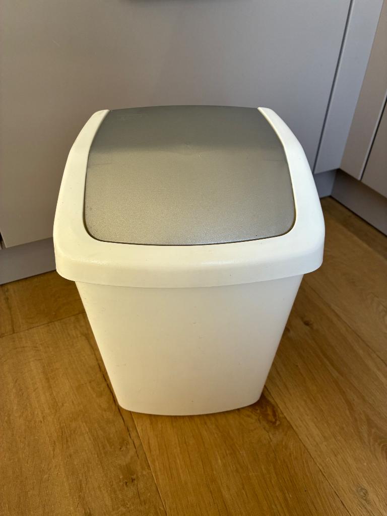 Curver prullenbak 10 liter, Ophalen, Kunststof, Gebruikt, Minder dan 10 liter