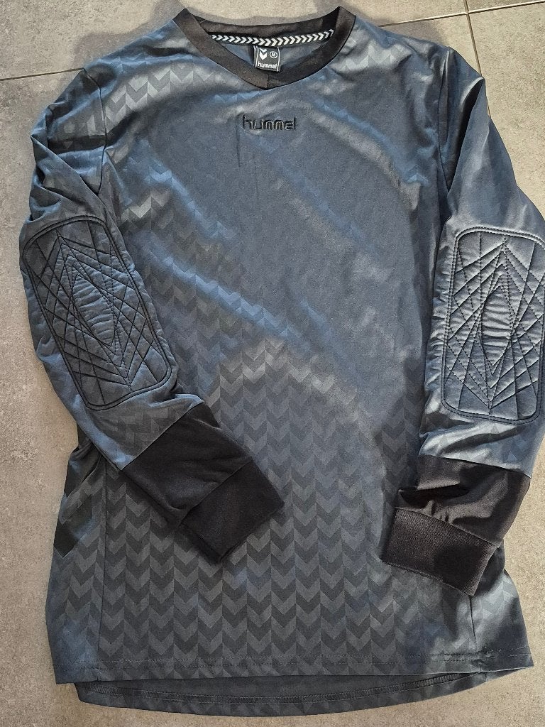Nieuw keepersshirt Hummel maat M, Sport en Fitness, Maat M, Ophalen of Verzenden, Nieuw, Shirt