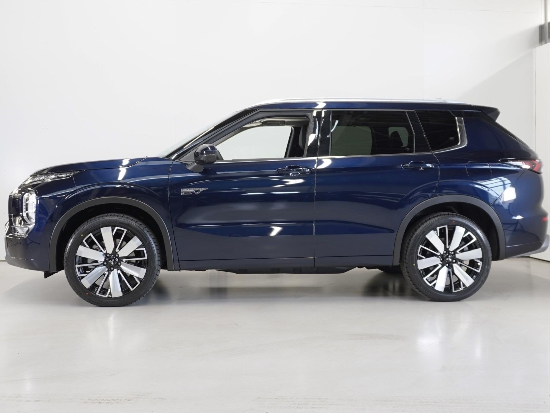 Mitsubishi Outlander 2.4 PHEV Instyle | Actieprijs | Uit voo, Automaat, 12 maanden, 136 pk, Outlander
