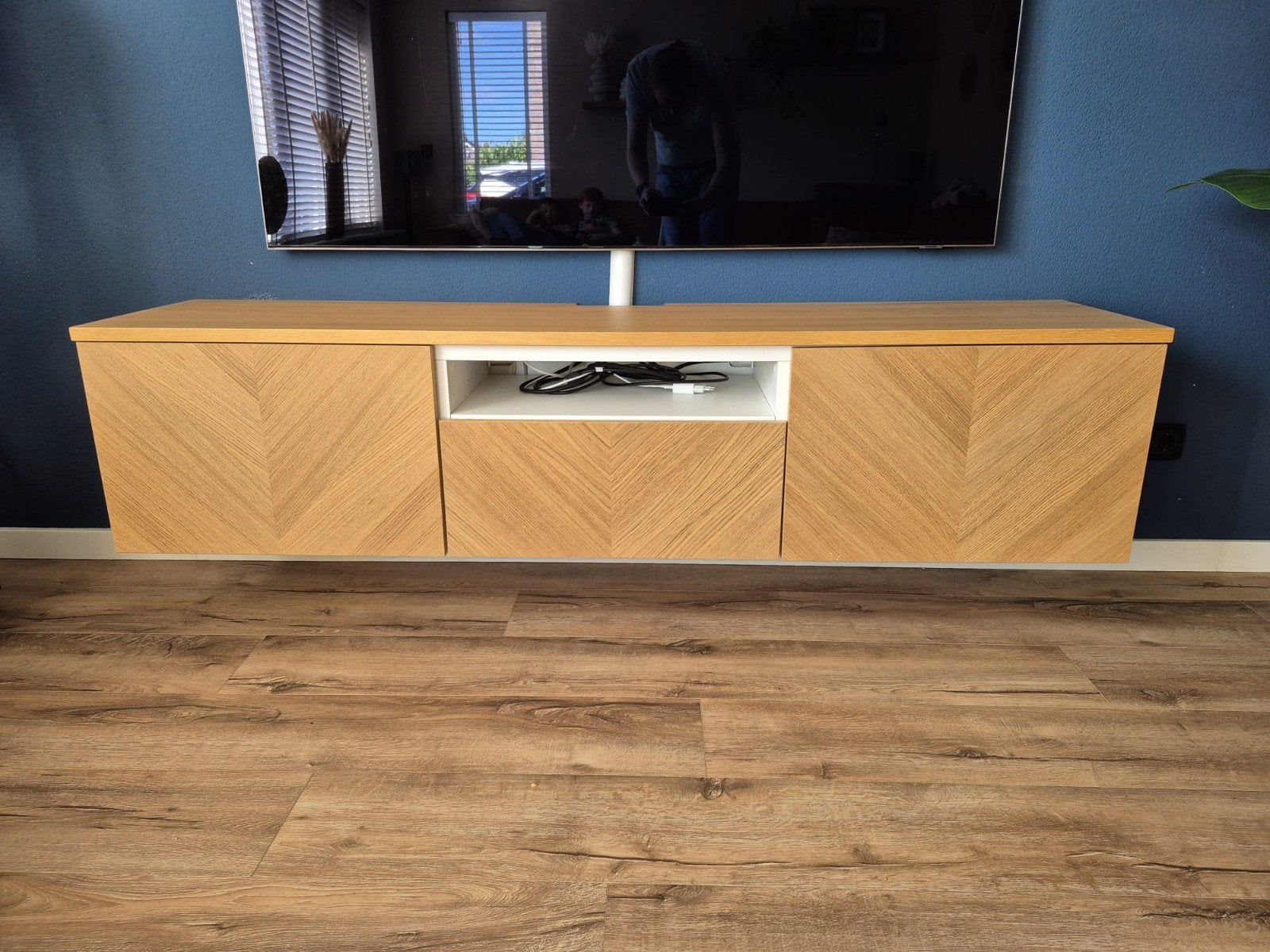 Ikea BESTÅ TV-meubel met Hedeviken (eikenpatroon) frontjes, Ophalen, 150 tot 200 cm, Zo goed als nieuw, Minder dan 100 cm