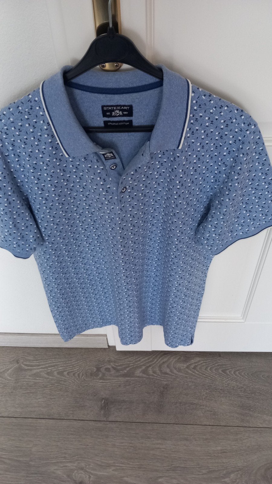 STATE OF ART* Z.G.A.N. LICHT BLAUWE POLO MET LEUKE PRINT., Kleding | Heren, Polo's, Ophalen of Verzenden, Zo goed als nieuw, STATE OF ART.