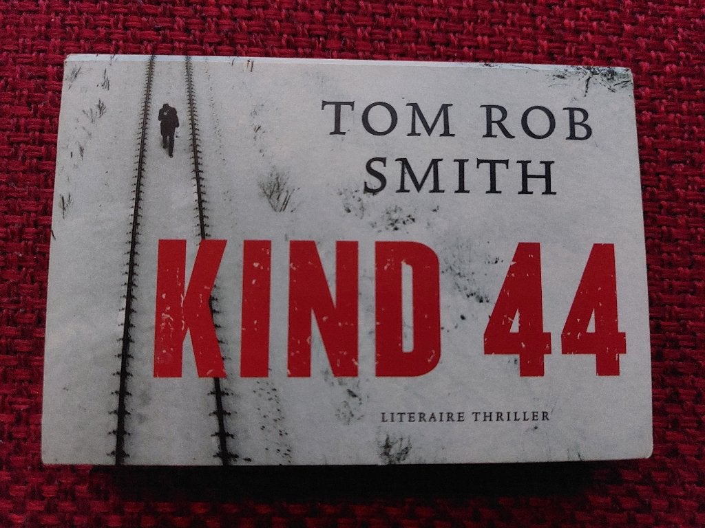 Kind 44, tom rob smith - dwarsligger 4, Gelezen, Ophalen of Verzenden, Tom rob smith, Voor 1940