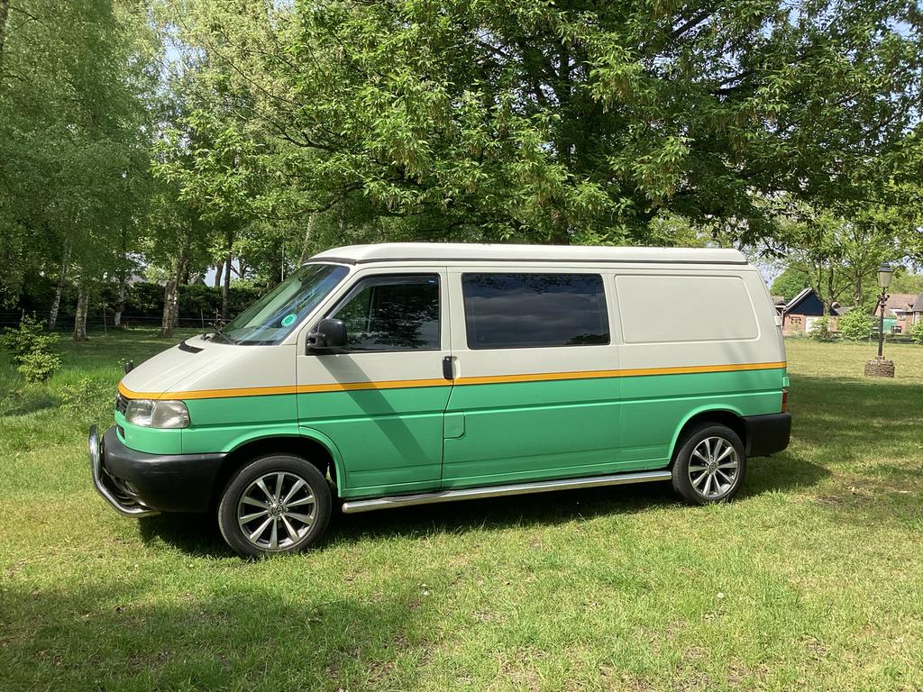 VW T4 2.5 Camper - Familiebus met Hefdak en Standkachel, Hefdak, Buscamper of Camperbus, Volkswagen, Diesel