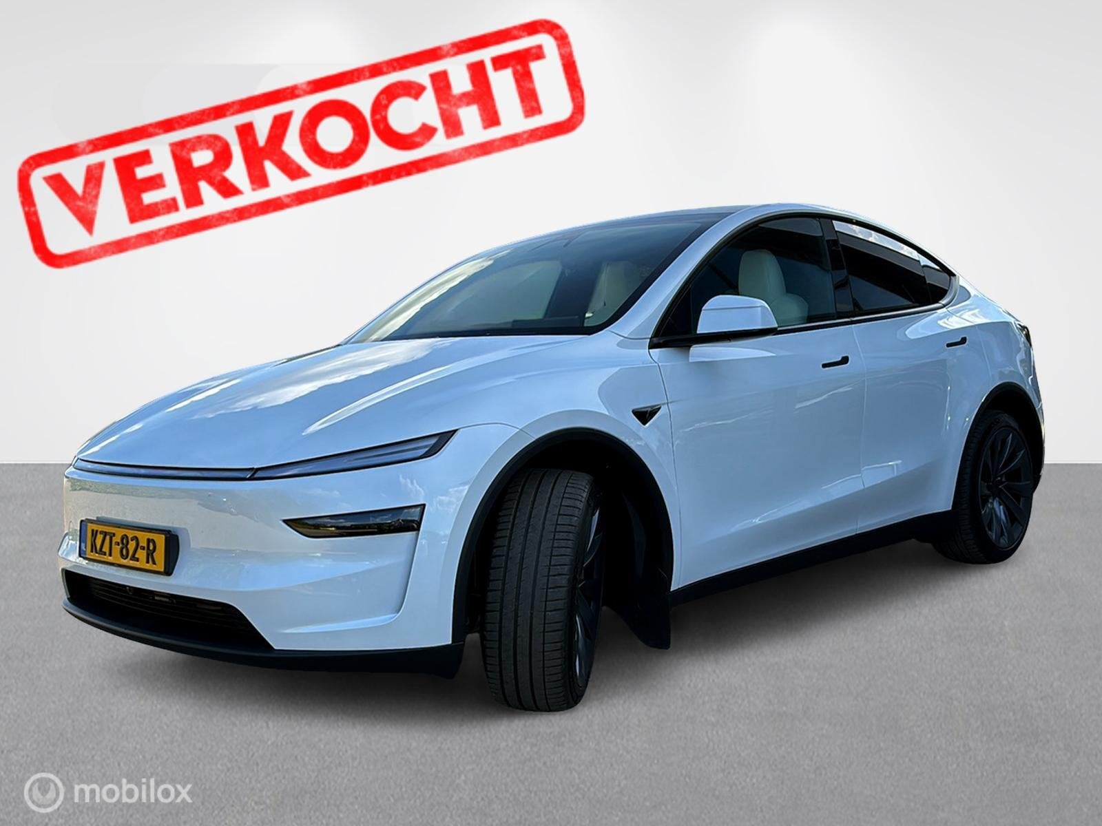 Tesla Model Y Premium Long Range RWD / Direct leverbaar!, Auto's, Automaat, Adaptive Cruise Control, Wit, Leder