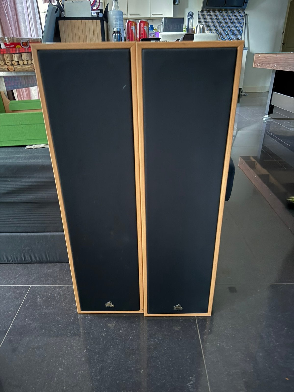 PILOT ESL250, Stereo speakers, Zo goed als nieuw, 60 tot 120 watt, Ophalen