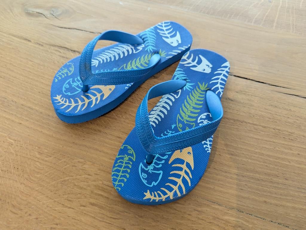 Blauwe slippers vis -maat 25-26, Jongen of Meisje, Overige typen, Ophalen of Verzenden, Zo goed als nieuw