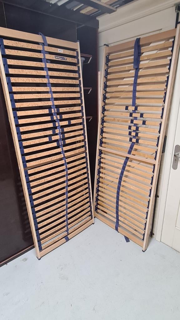 Twee lattenbodems 80x210 cm, Ophalen, Eenpersoons, Bruin, 210 cm