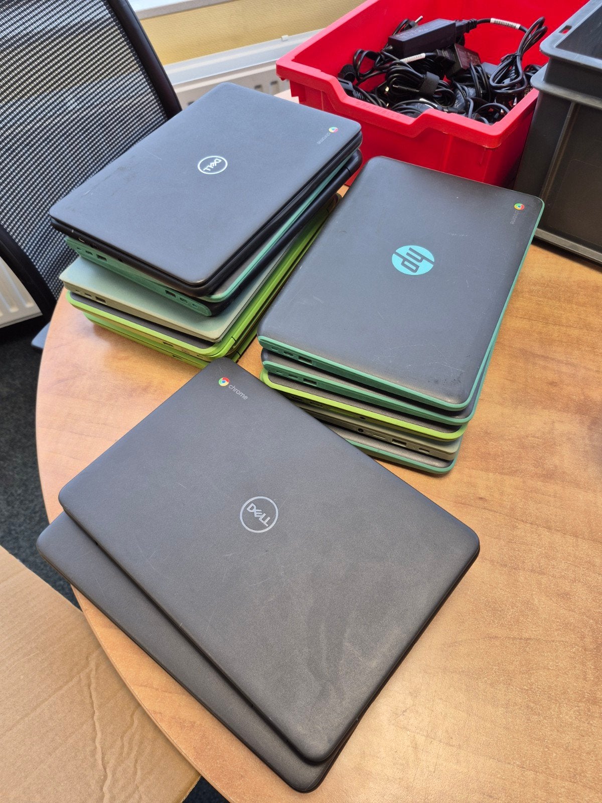 Grote partij afgeschreven Chromebooks (Dell & HP), Computers en Software, Ophalen of Verzenden, 32 GB of minder, 4 GB of minder