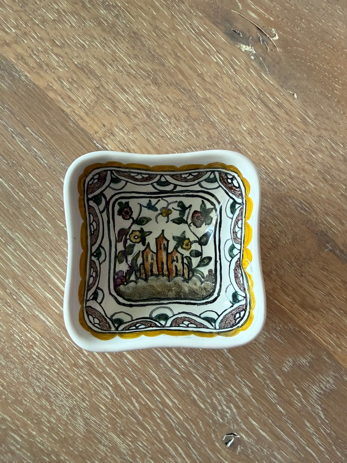 Klein schaaltje met kasteel afbeelding, Verzenden
