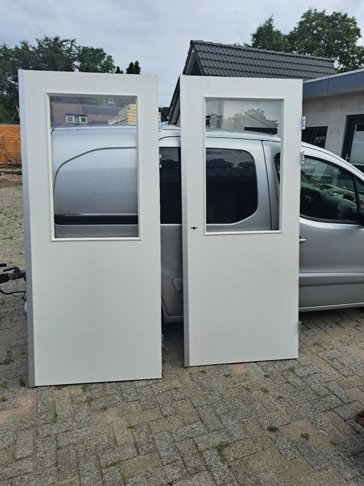 2 openslaande  deuren met ijzeren kozijn, Ophalen, 120 cm of meer, Buitendeur, 200 tot 215 cm