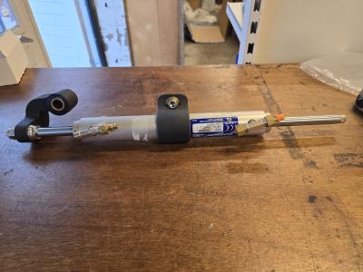 Sea star Hydraulisch stuurcilinder, Watersport en Boten, Bootonderdelen, Gebruikt