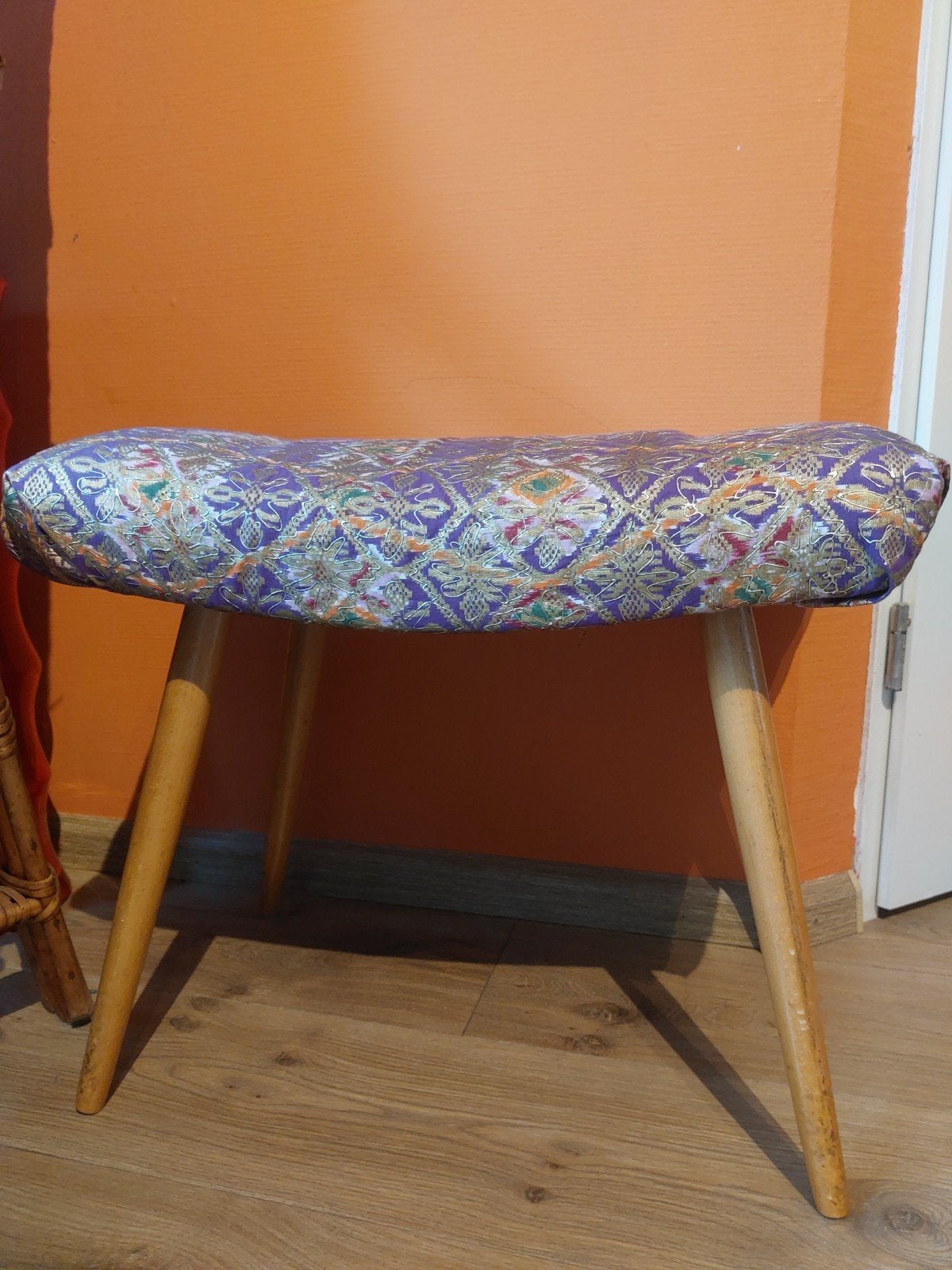 Vintage krukje met paarse Oosterse bekleding, Antiek en Kunst, Ophalen of Verzenden
