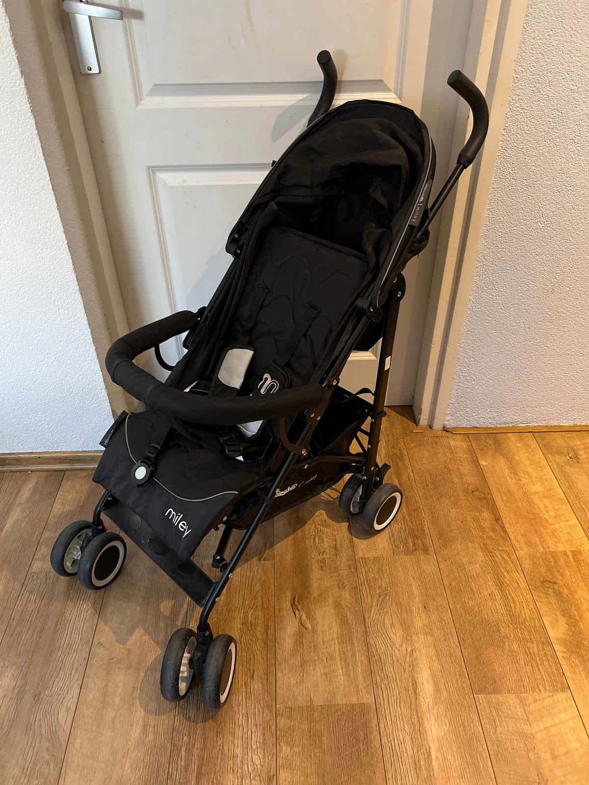 Buggy verstelbaar - Zo goed als nieuw, Kinderen en Baby's, Ophalen, Zo goed als nieuw, Overige merken, Verstelbare rugleuning