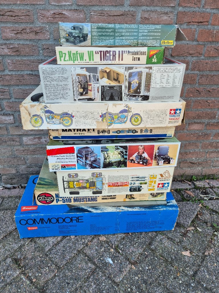 Grote oude modelbouwdozen niet compleet, Gebruikt, Auto, Groter dan 1:32, Ophalen