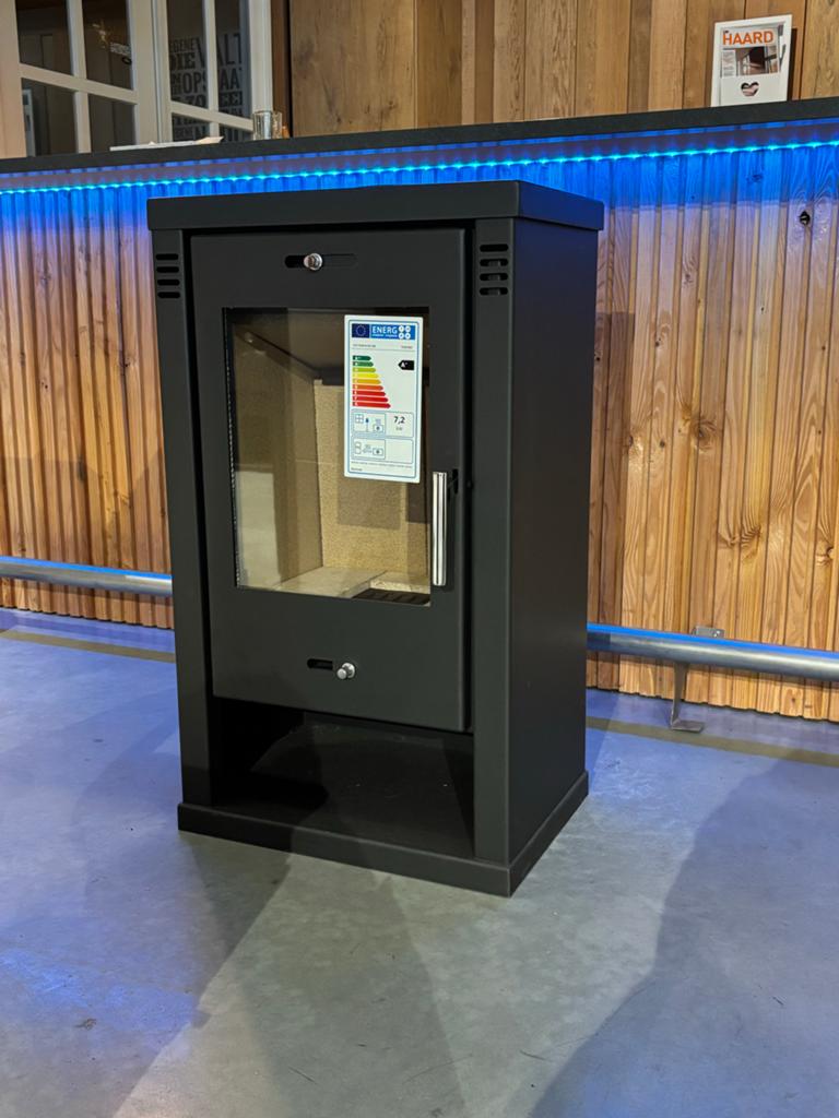 Houtkachel 7kw nieuw in krat, Huis en Inrichting, Ophalen of Verzenden, Zo goed als nieuw, Vrijstaande haard, Houthaard