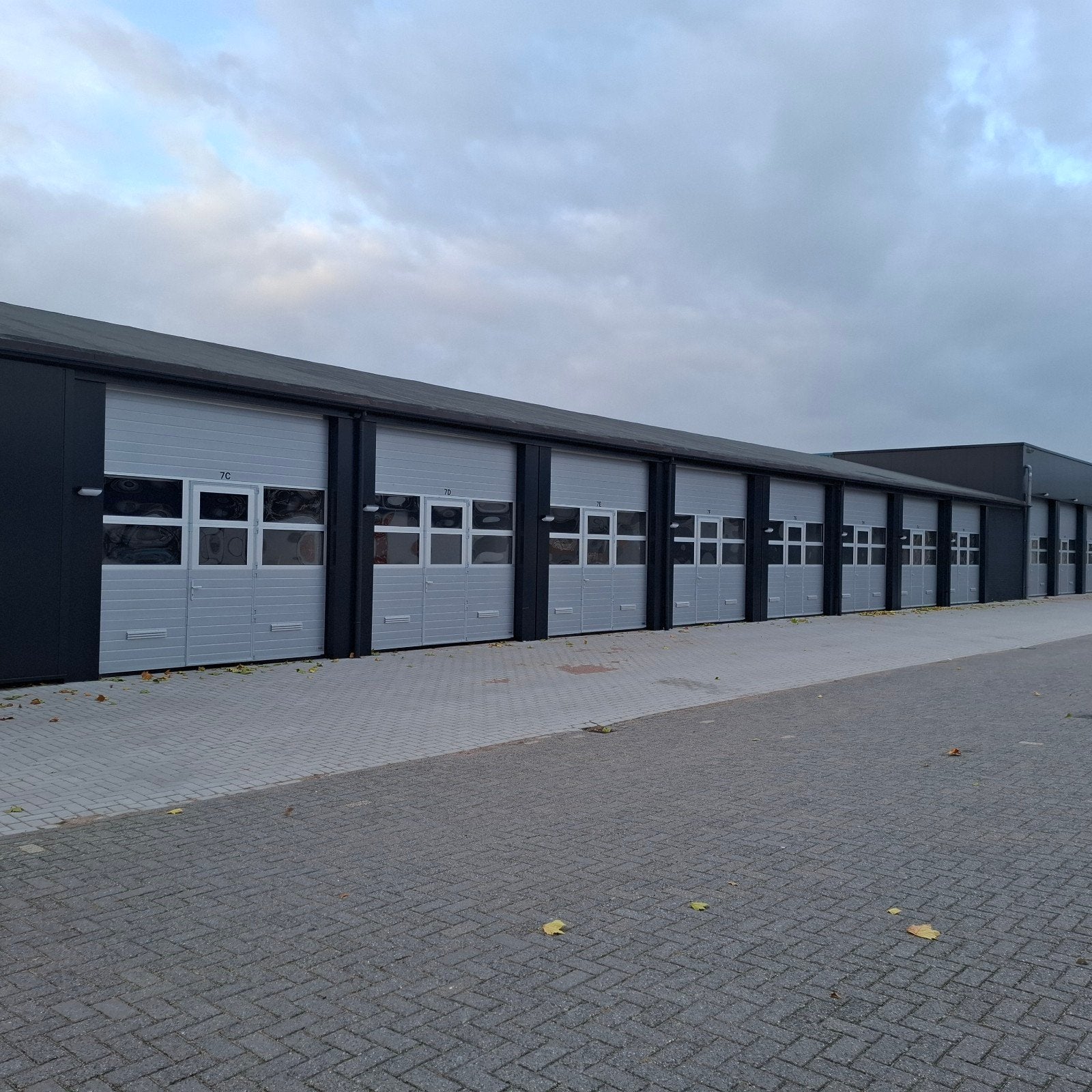 Ruime unit te koop Energiestraat 7 Kampen , netjes afgewerkt, 56 m², Koop, Bedrijfsruimte