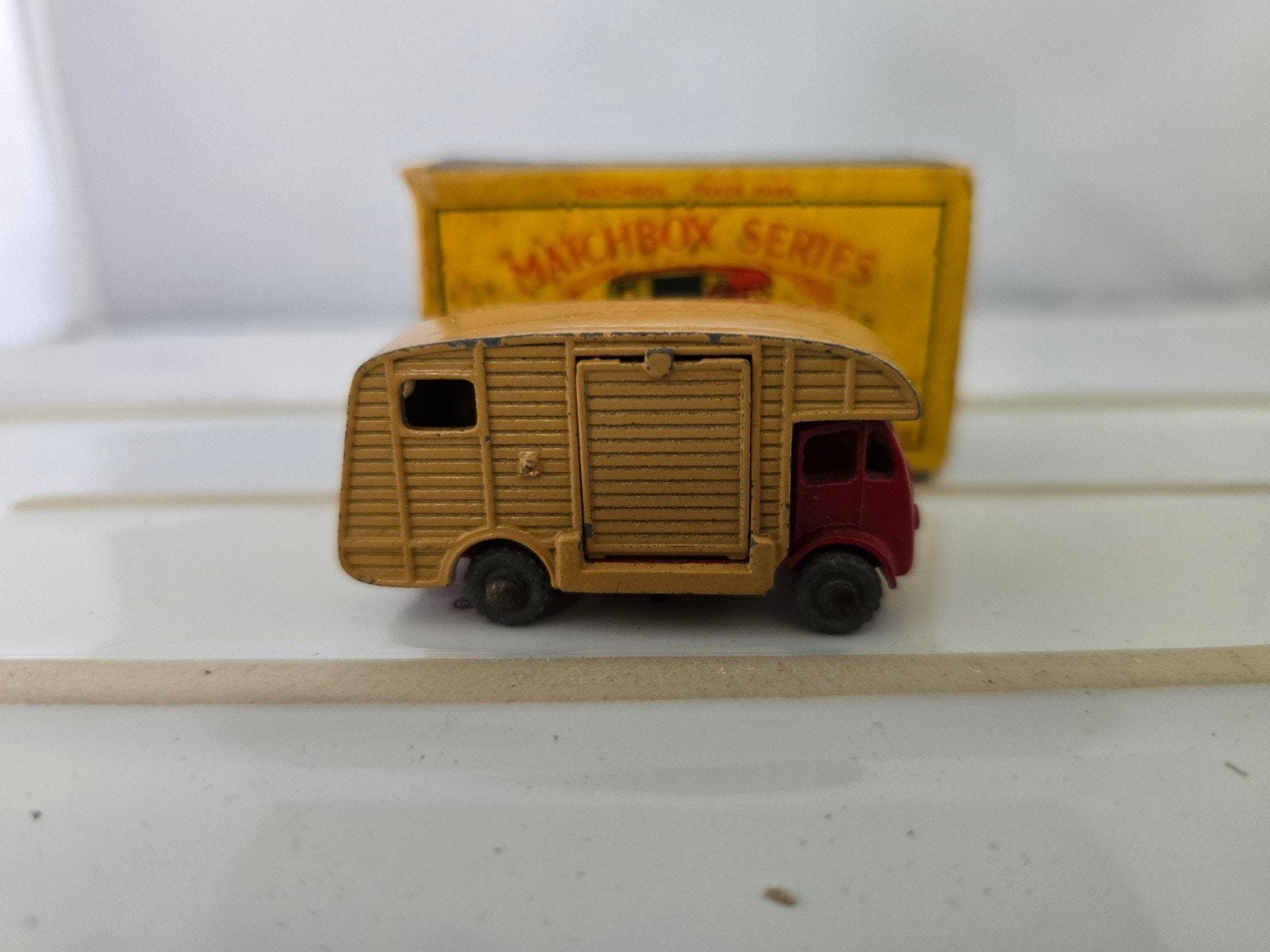 Vintage Matchbox Series No. 35 A Lesney Caravan, Ophalen of Verzenden, Gebruikt, Overige typen