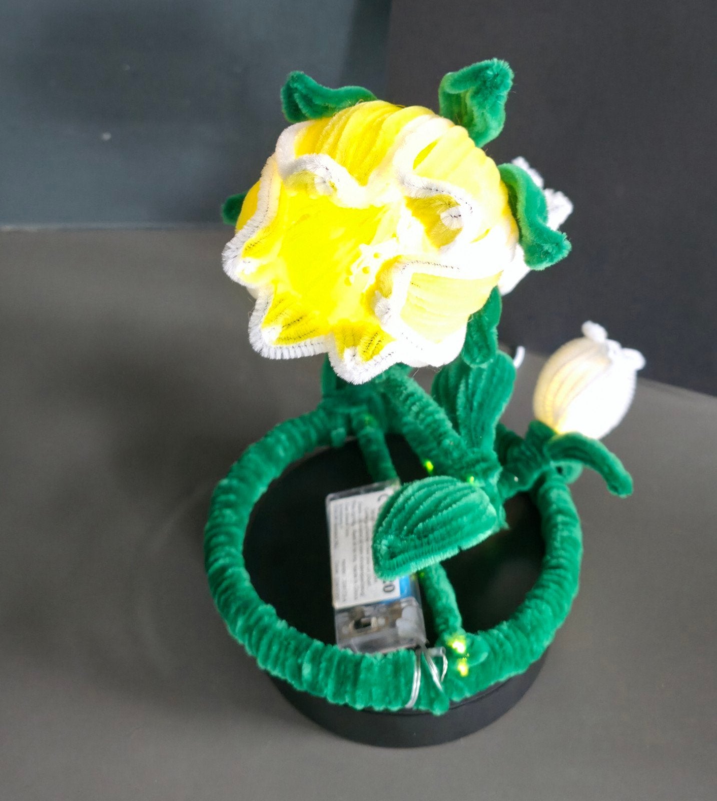 Te koop:Kunstbloemen met licht., Ophalen of Verzenden