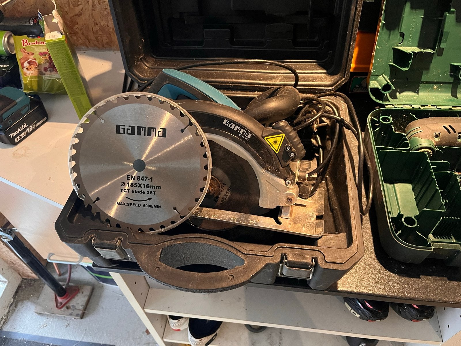 Gamma Cirkelzaag met zaagblad 185x16mm, Ophalen, Gebruikt, Cirkelzaag, 600 tot 1200 watt