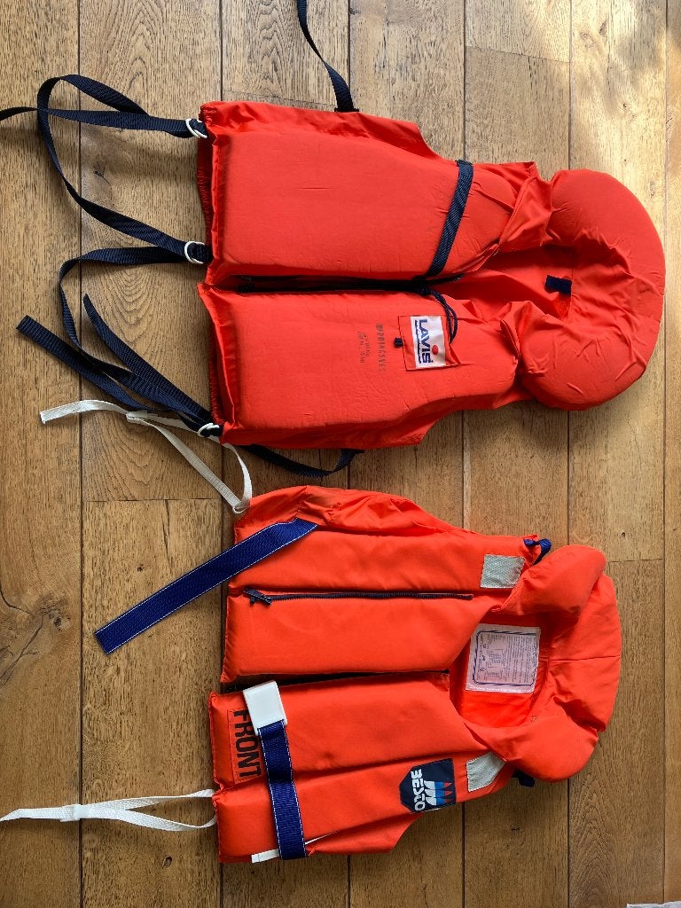 zwemvest reddingsvest, Watersport en Boten, Watersportkleding, Ophalen, Zo goed als nieuw, Dame of Heer, Reddingsvest of Zwemvest