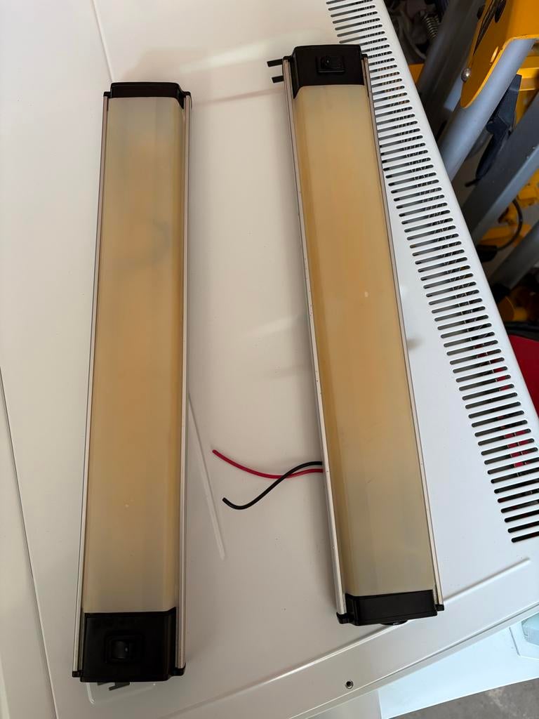 2x vintage 12V DC 1x8W TL-lampen voor caravan, camper, Ophalen of Verzenden, Gebruikt