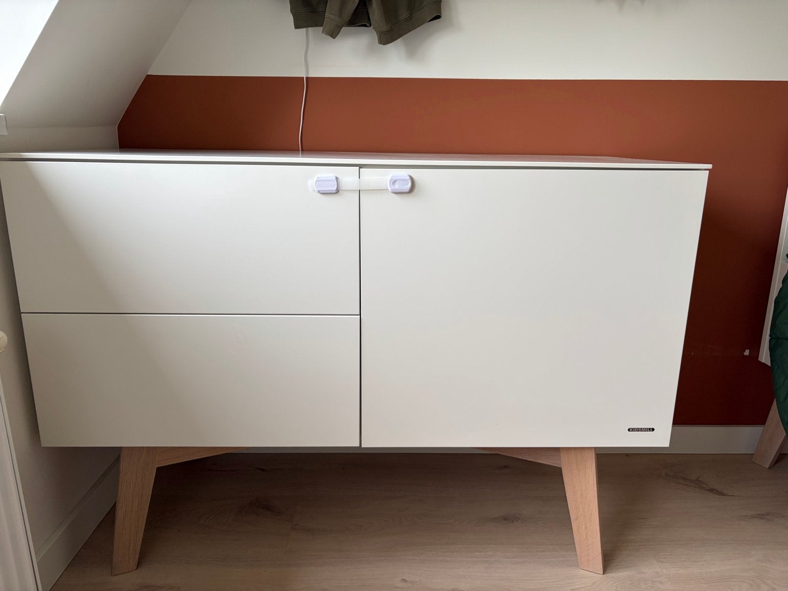 Commode 1.30m lang, 90cm hoog - Zeer nette staat, 50 tot 70 cm, Ophalen of Verzenden, 100 cm of meer, Zo goed als nieuw