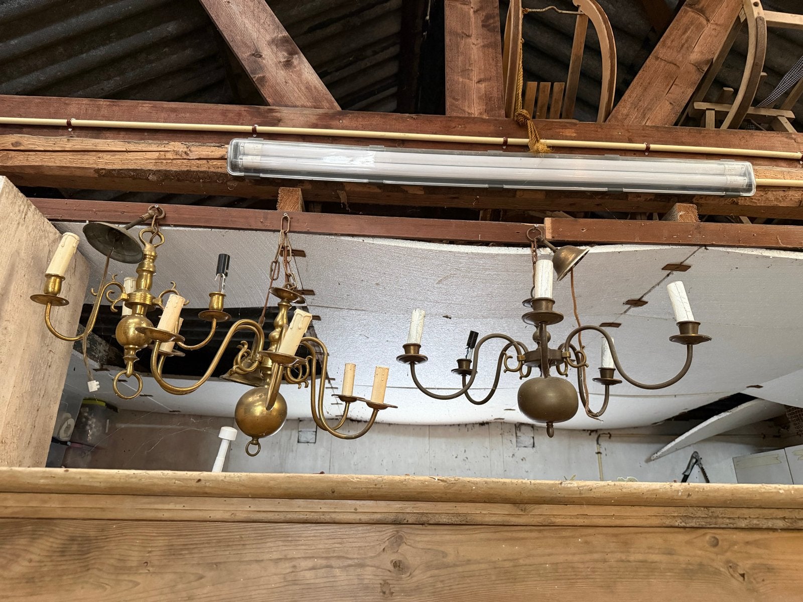 Diverse Antieke Messing Kroonluchters, Ophalen