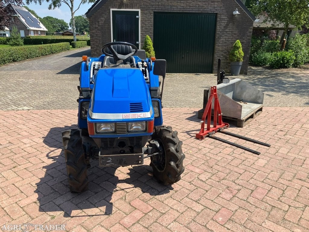 Nette Iseki 165 met werktuigen (marge), Zakelijke goederen, Agrarisch | Tractoren, Iseki, Iseki, Iseki