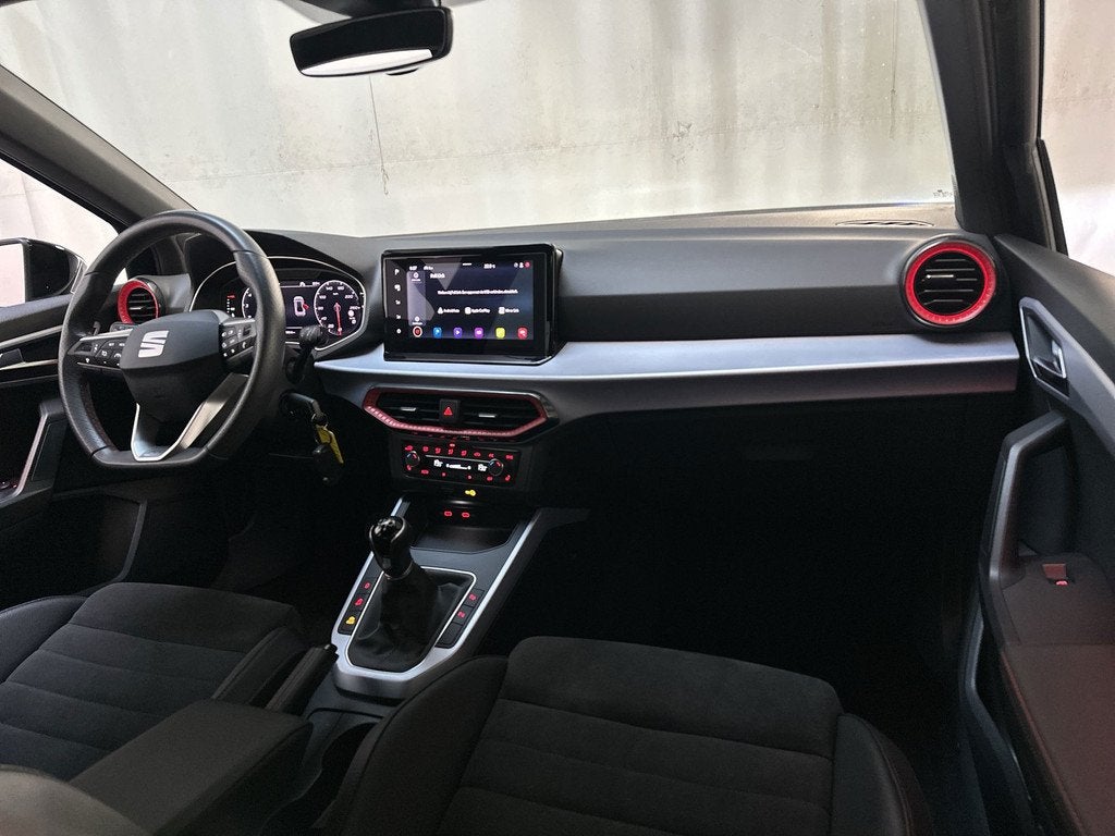 Seat Arona 1.0 TSI FR Business Intense LED Stoelverwarming C, Auto's, Seat, Gebruikt, 95 pk, Met garantie (alle), Bedrijf