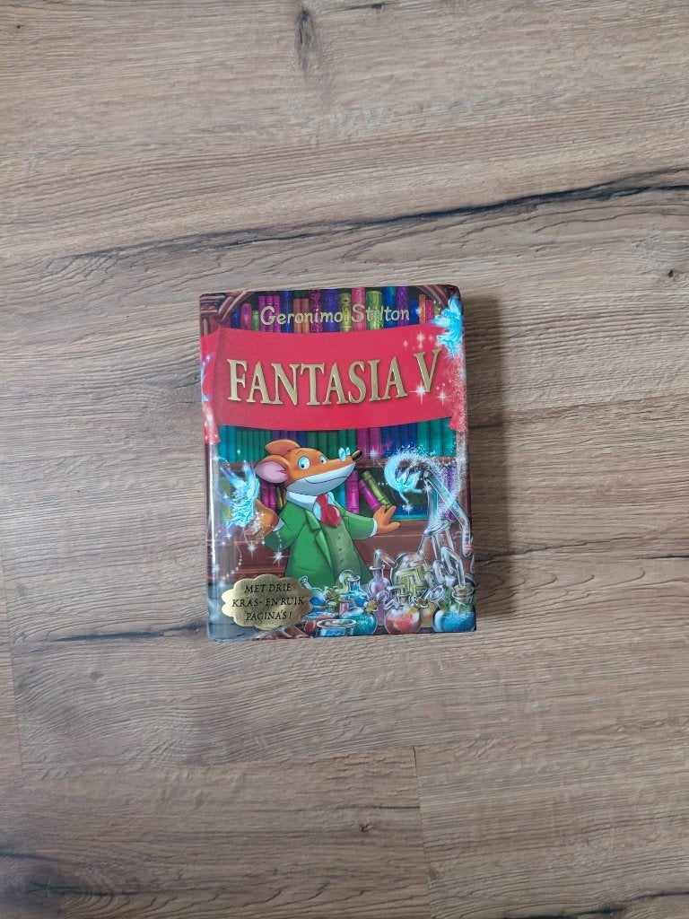 Fantasia boek 5, Boeken, Fantasy, Ophalen of Verzenden, Zo goed als nieuw, Geronimo Stilton