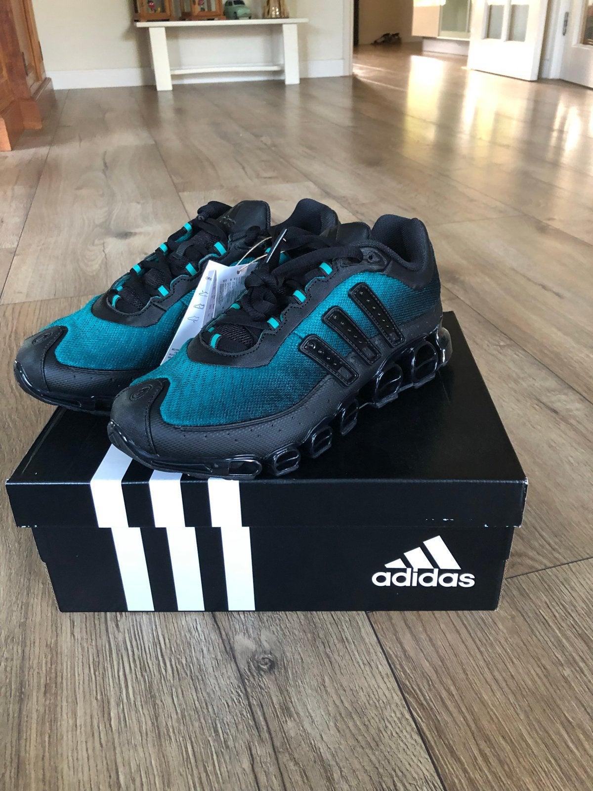 Adidas Megaride Sneakers Zwart/Groen, Kleding | Dames, Schoenen, Ophalen of Verzenden, Nieuw, Zwart, Sneakers of Gympen